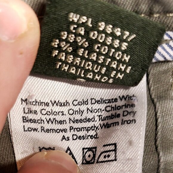 Eddie Bauer Womens Green Mercer Fit Hiking Shorts 8 - Picture 6 of 7